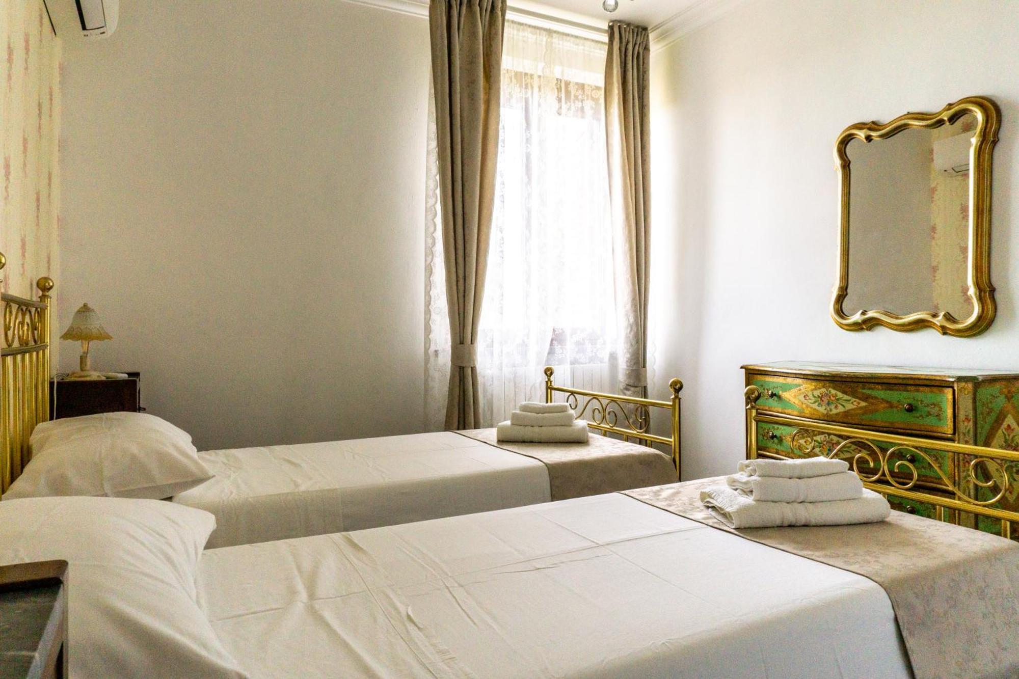 Lorenzana Villa Nerone B&B מראה חיצוני תמונה